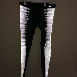 Dark grey glow leggings